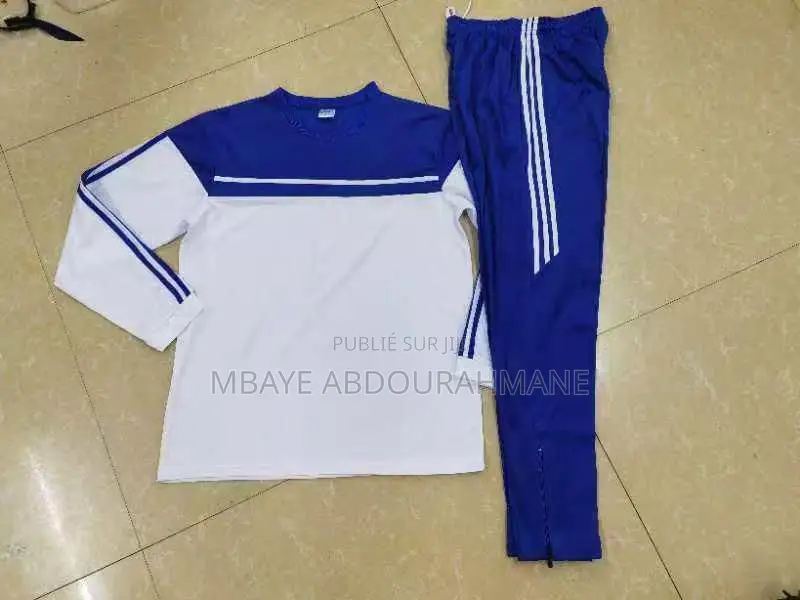 Vetement Pour Adultes