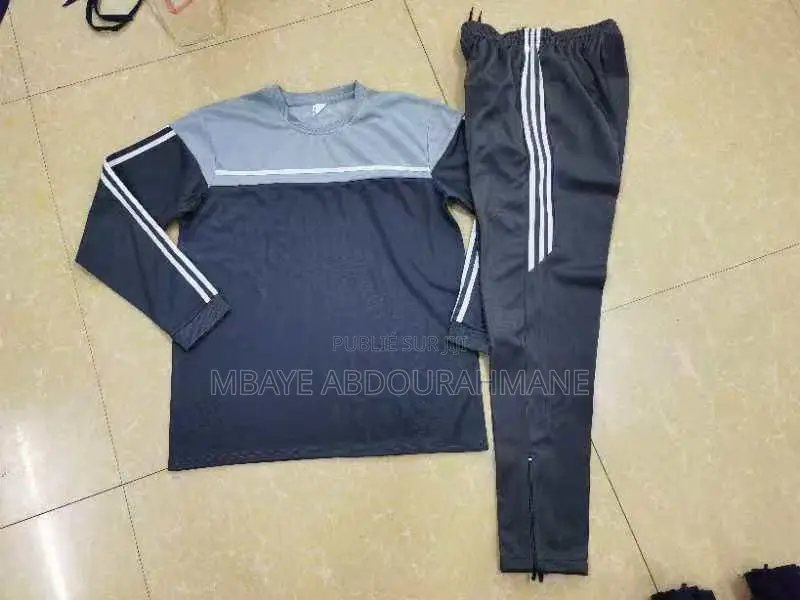 Vetement Pour Adultes