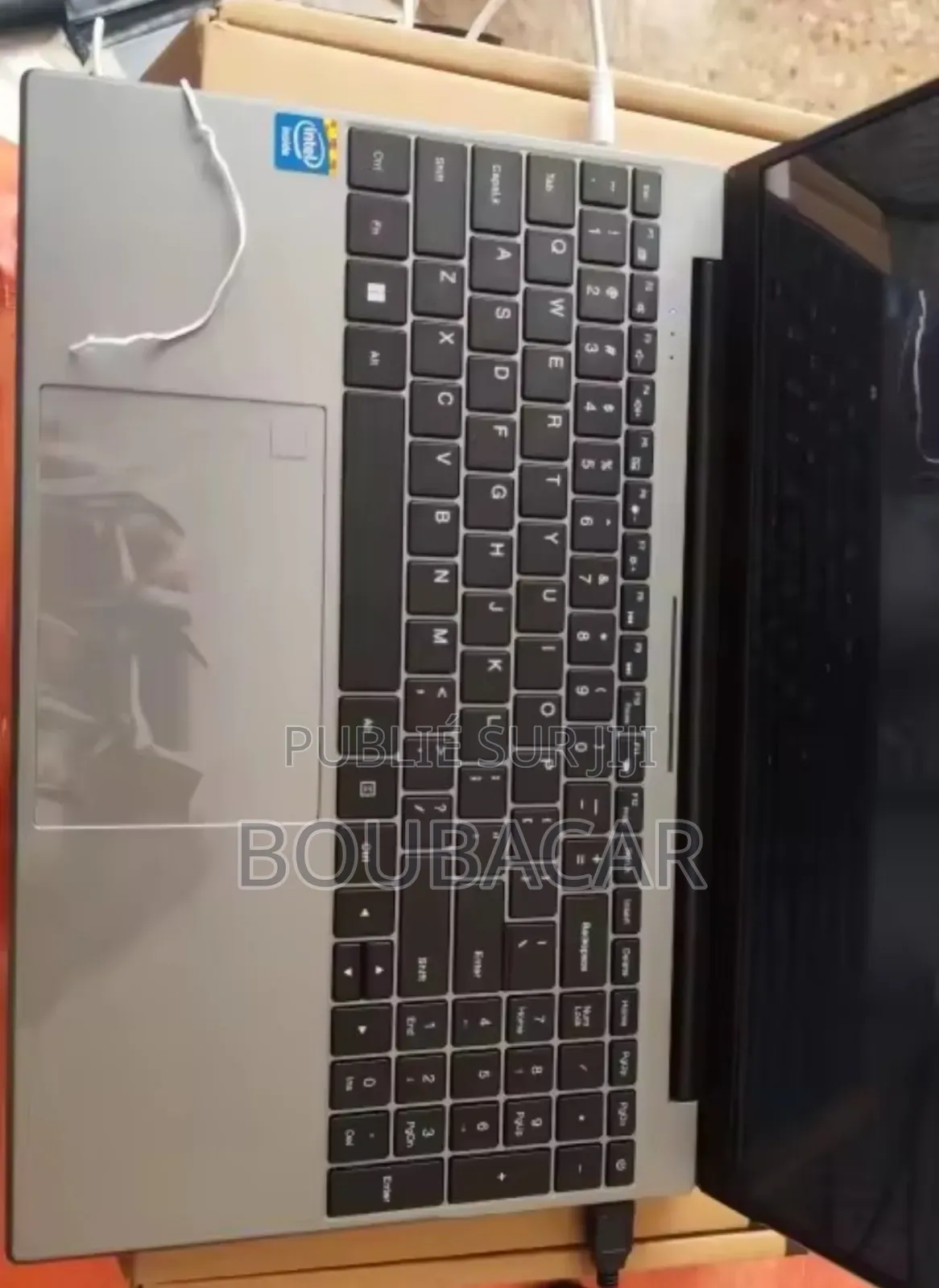 Nouveau Ordinateur de bureau Autre Autre 12GB Intel Core i3 SSD 256GB