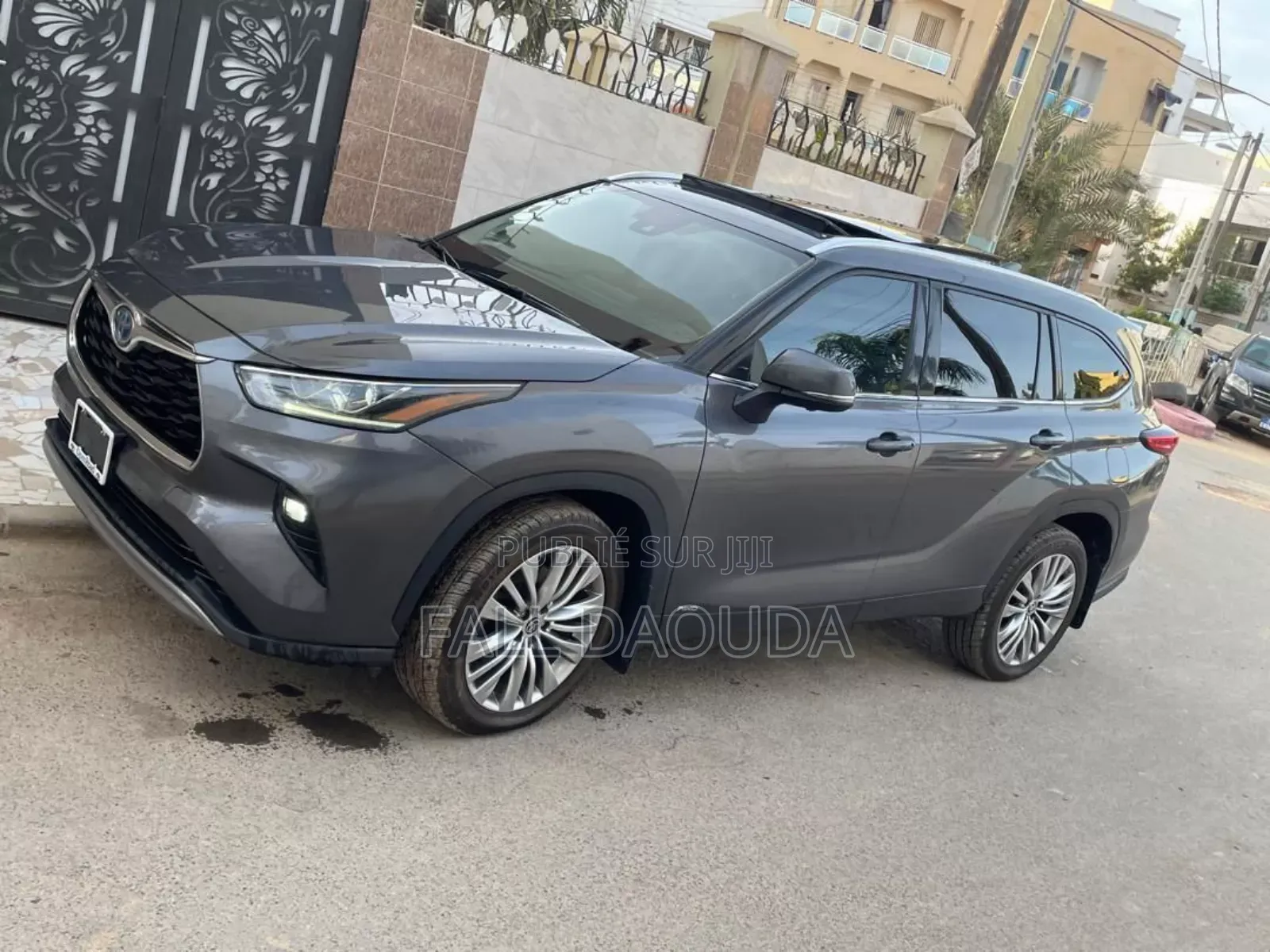 Toyota Highlander 2023 Gris