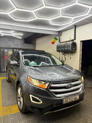 Ford Edge Titanium 4dr AWD 2017 Gris