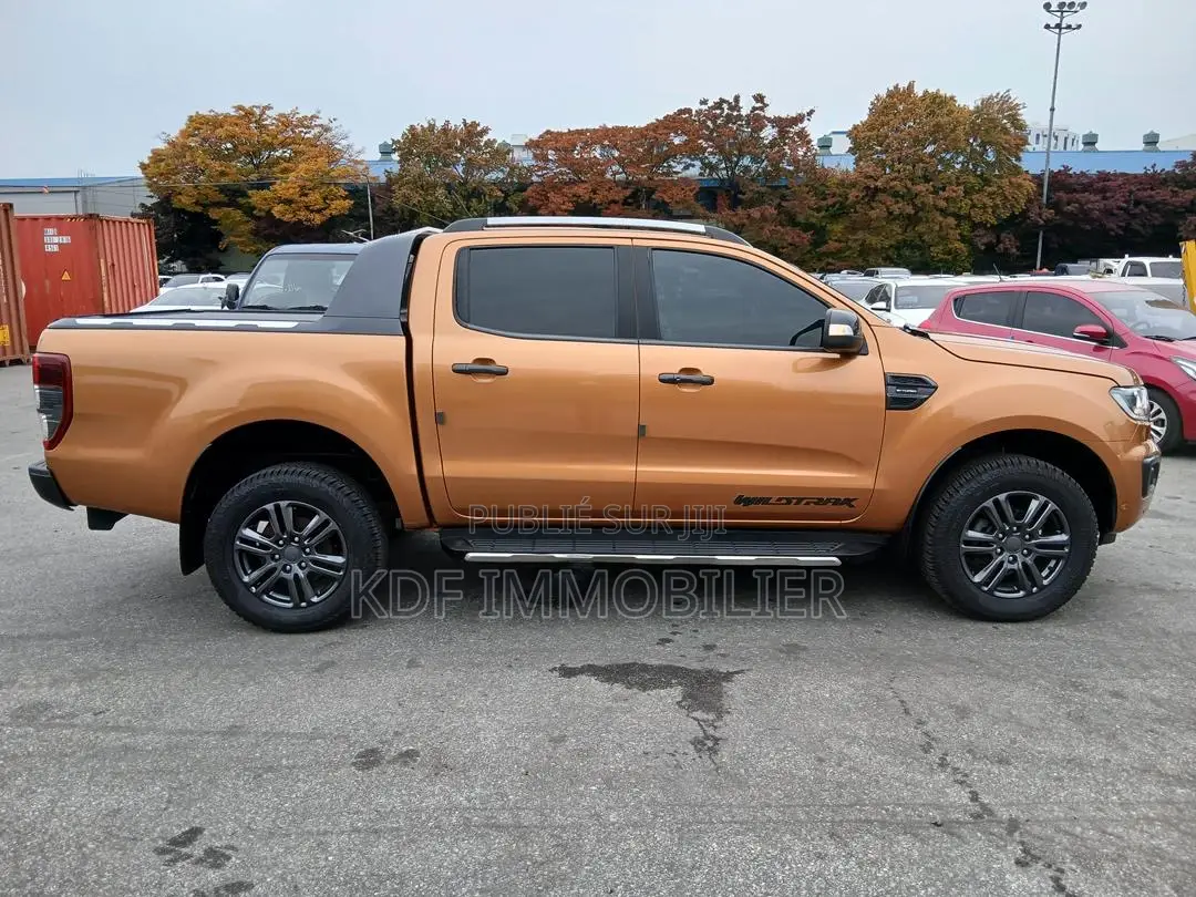 Ford Ranger 2015 Orange
