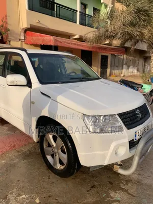 Suzuki Grand Vitara 2011 Blanc