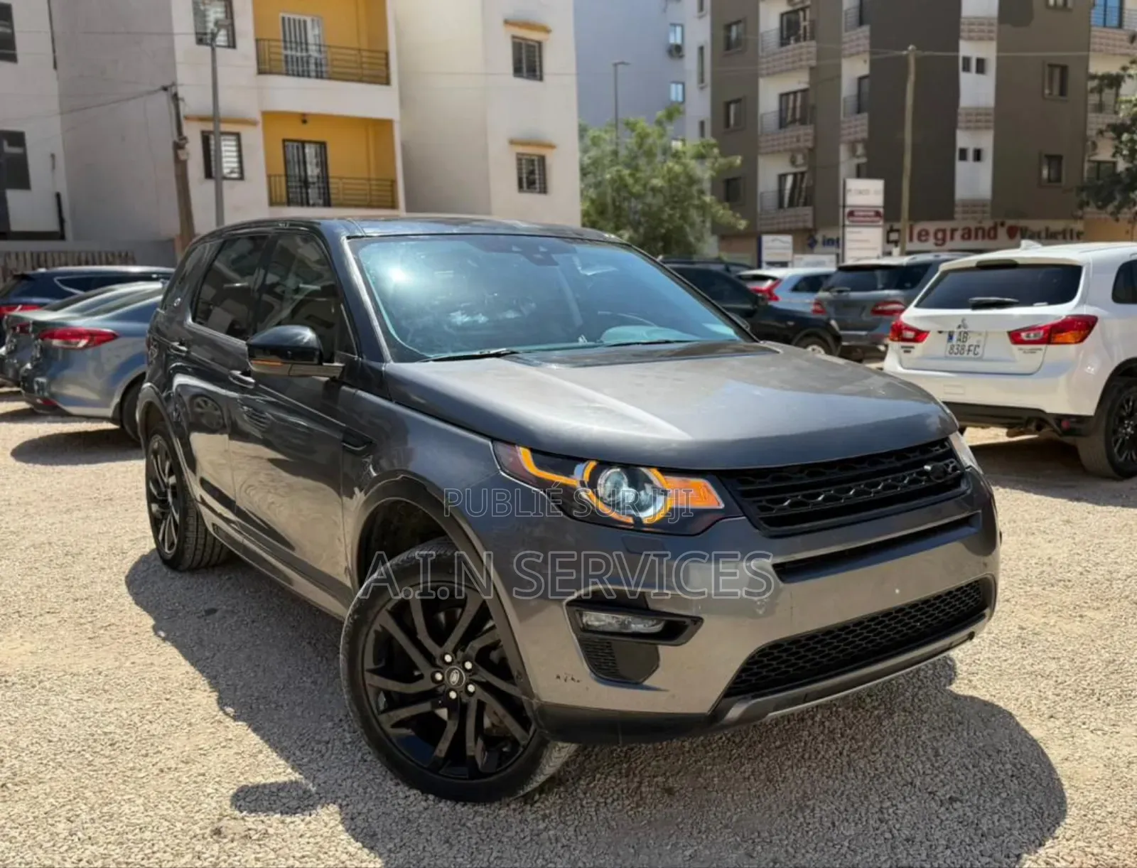 Land Rover Discovery 2018 Gris