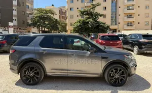 Land Rover Discovery 2018 Gris