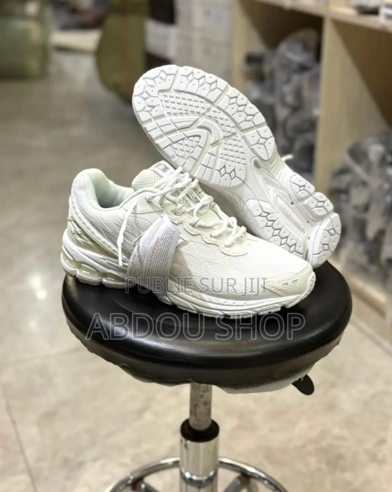 New Balance 1906 Blanc Original Disponible