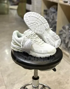 New Balance 1906 Blanc Original Disponible