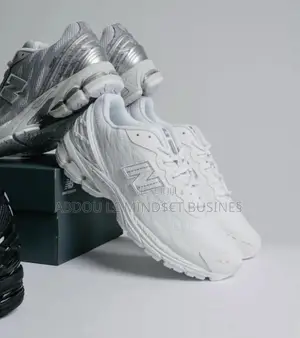New Balance 1906 Blanc Original Disponible