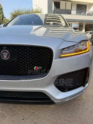 Jaguar F-Pace S AWD 2018 Gris