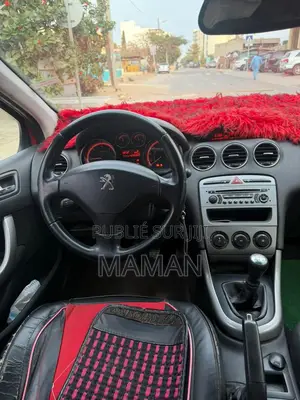 Peugeot 308 2013 Rouge