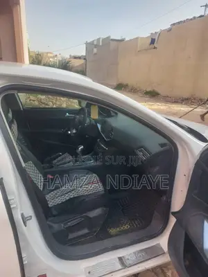 Peugeot 308 2014 Blanc