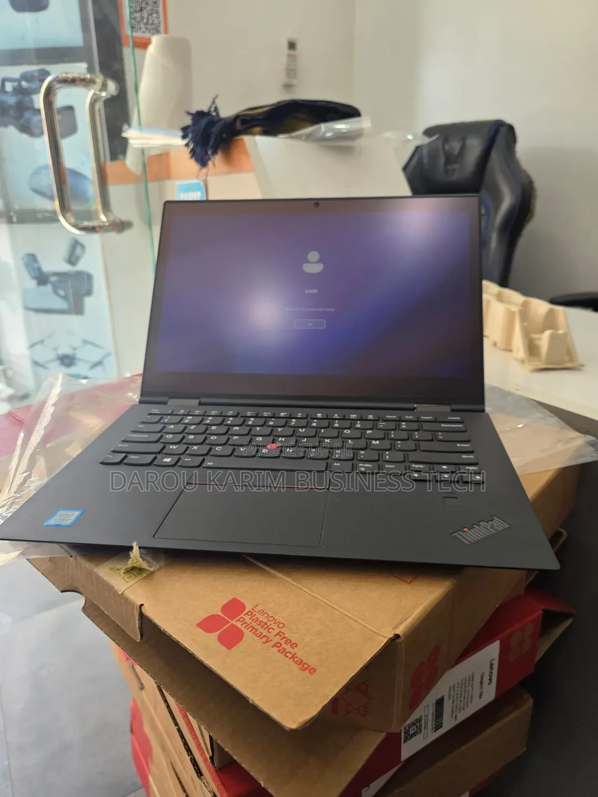 Nouveau Lenovo Thinkpad X1 Yoga 16GB Intel Core i7 SSD 512GB