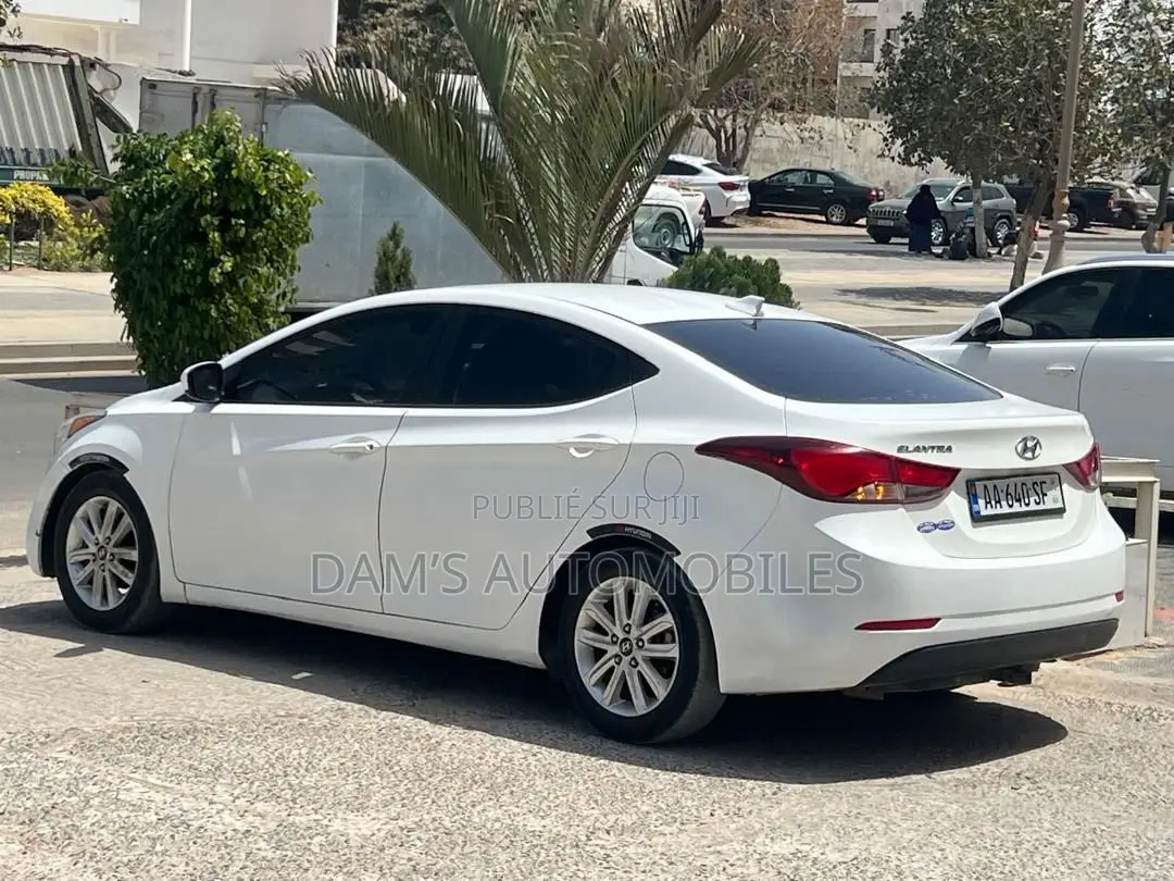 Hyundai Elantra 2017 Blanc