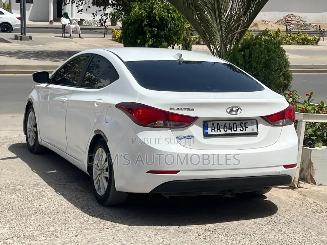 Hyundai Elantra 2017 Blanc