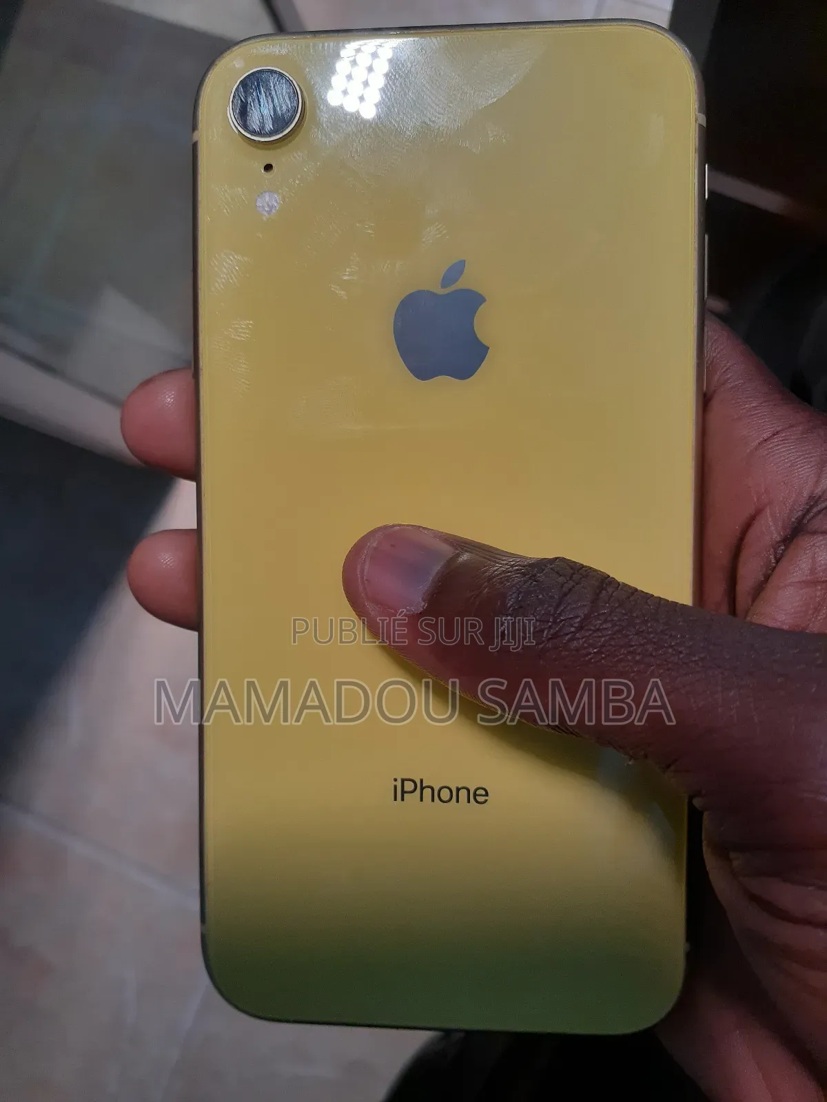 Apple iPhone XR 64 GB Jaune
