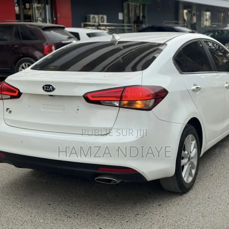 Kia K3000 2017 Blanc