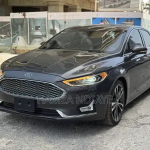 Ford Fusion 2019 Gris