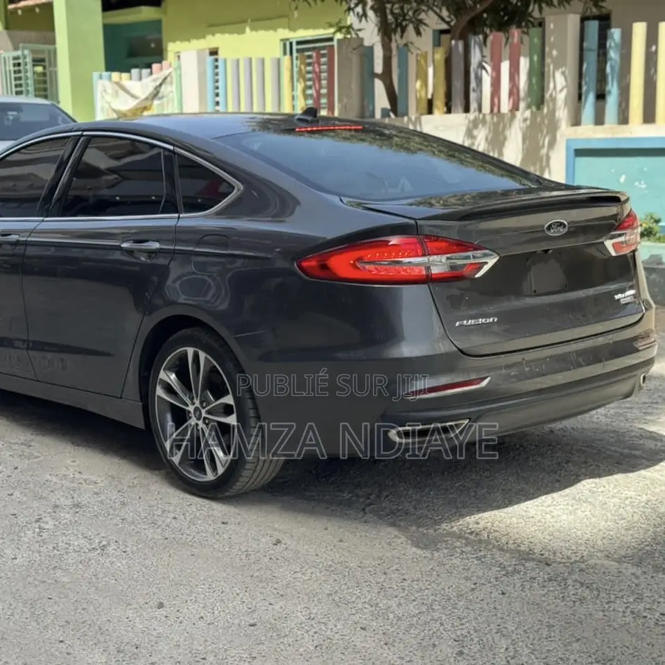 Ford Fusion 2019 Gris
