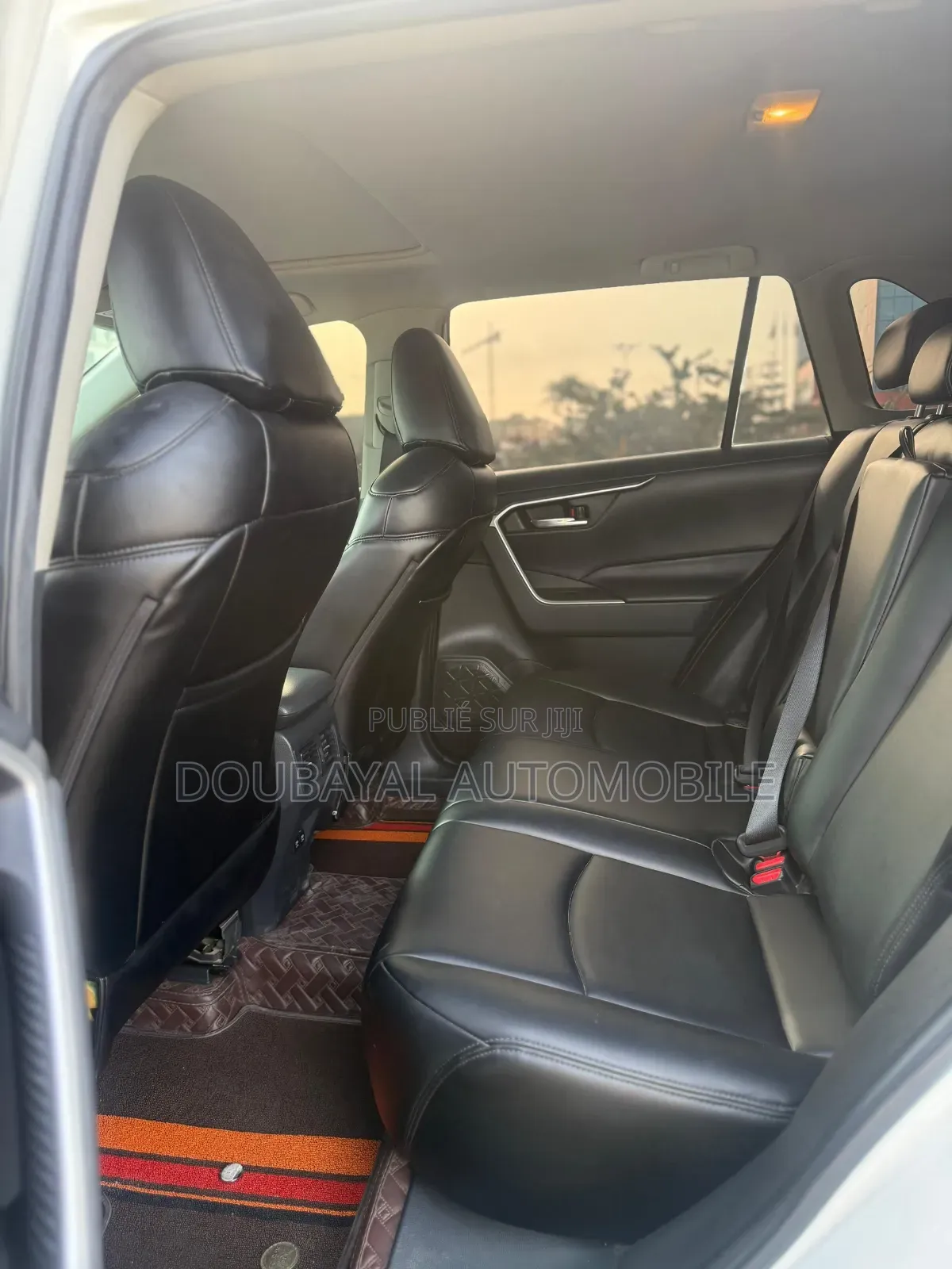 Toyota RAV4 2021 Blanc