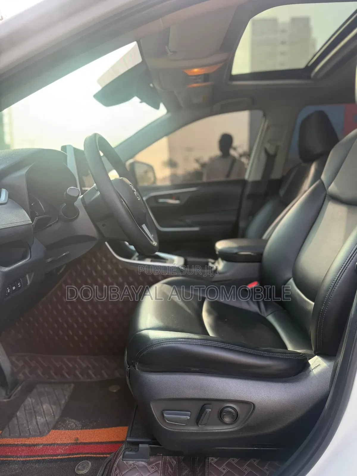 Toyota RAV4 2021 Blanc