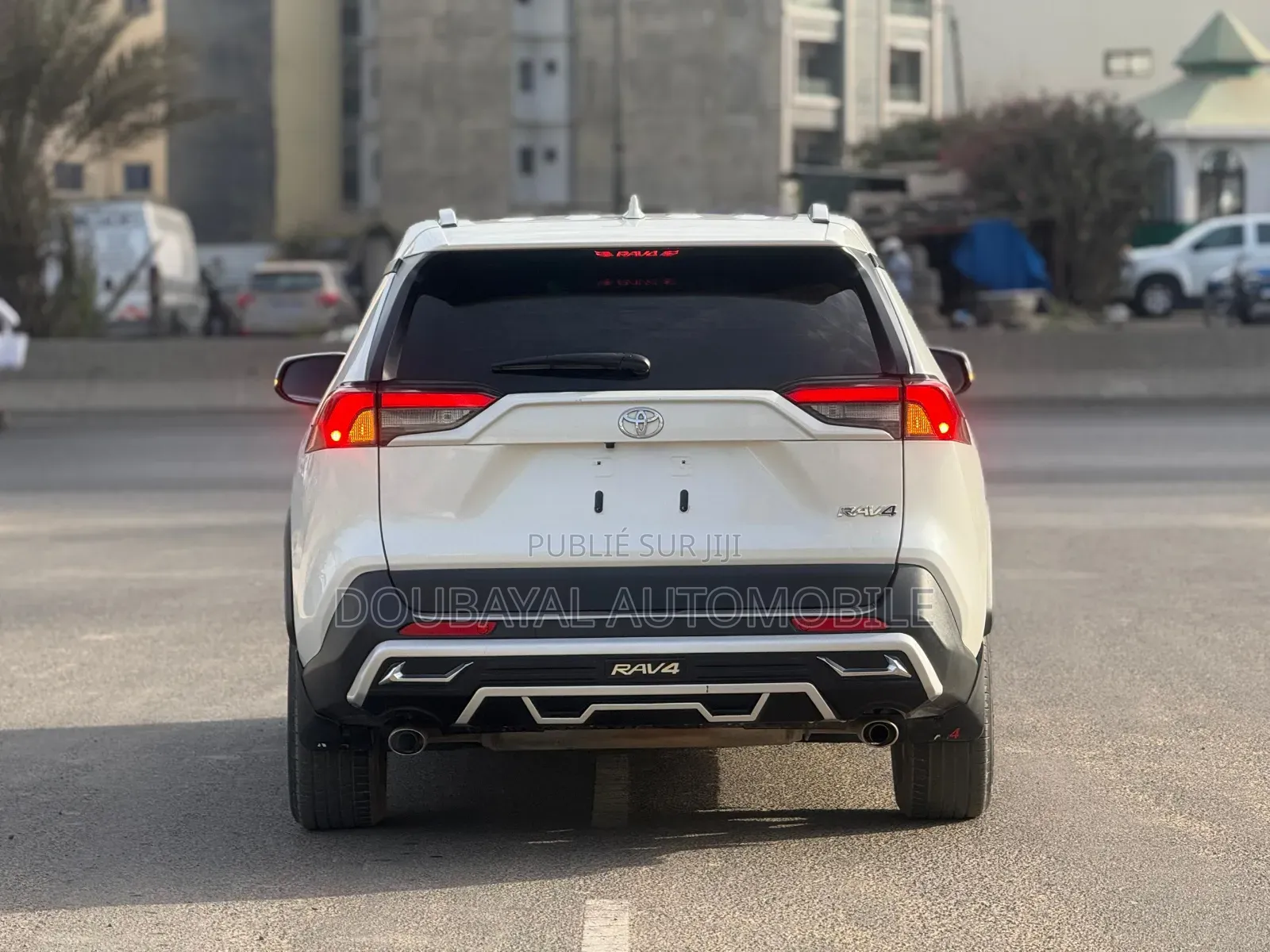 Toyota RAV4 2021 Blanc