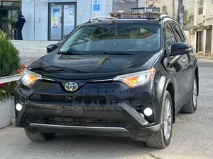 Toyota RAV4 Limited 4dr SUV AWD (2.5L 4cyl 6A) 2018 Noir