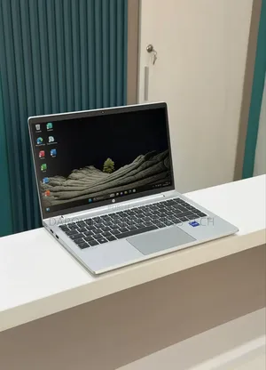 Nouveau HP ProBook 440 G9 16GB Intel Core i5 SSD 512GB