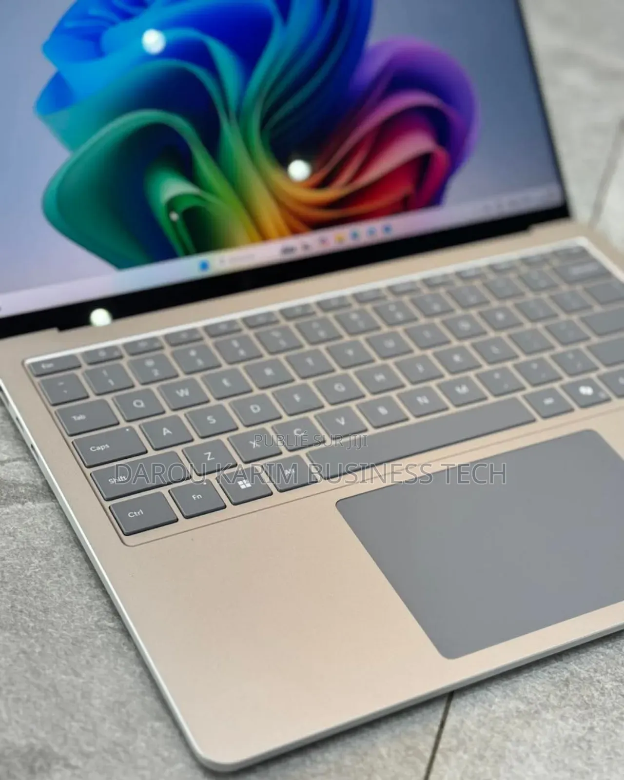 Nouveau Microsoft Surface Laptop 7 16GB Qualcomm Snapdragon X Elite SSD