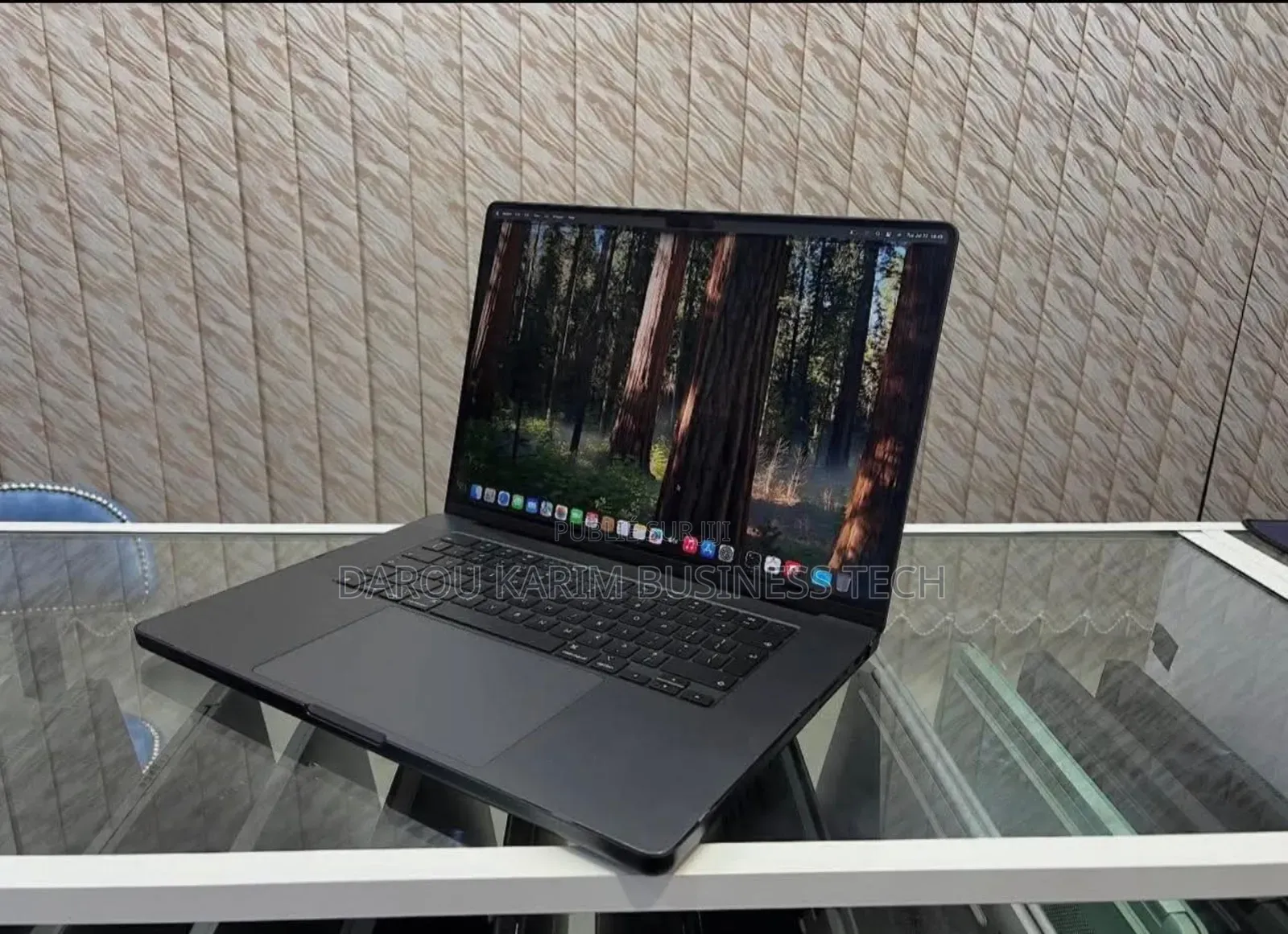 Nouveau Apple MacBook Pro 2024 M4 Max 16-inch 36GB Apple M4 Max SSD 1T