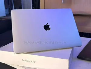 Nouveau Apple MacBook Air 2020 M1 8GB Apple M1 SSD 256GB