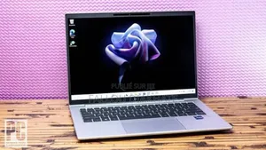 Nouveau HP EliteBook 840 G9 16GB Intel Core i5 SSD 512GB