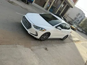 Hyundai Elantra 2017 Blanc