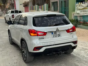 Mitsubishi Outlander 2018 Blanc