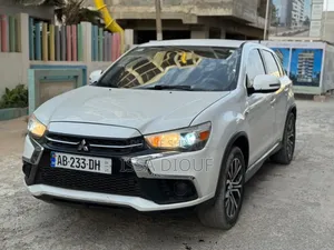 Mitsubishi Outlander 2018 Blanc