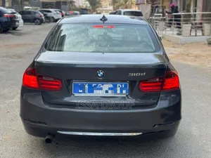 BMW 318i 2014 Noir