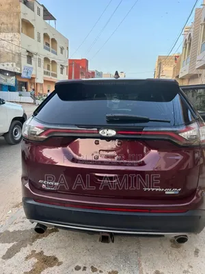 Ford Edge Titanium 4dr AWD 2017 Rouge