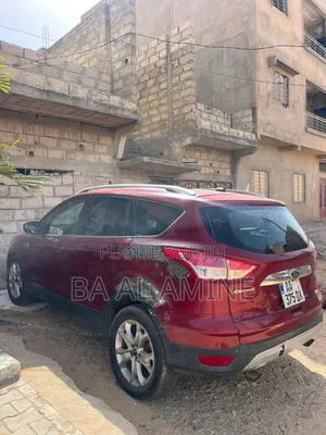 Ford Escape Titanium 4dr SUV (1.6L 4cyl Turbo 6A) 2014 Rouge