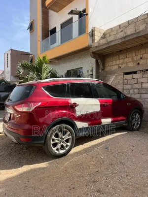 Ford Escape Titanium 4dr SUV (1.6L 4cyl Turbo 6A) 2014 Rouge