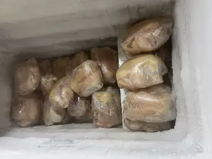 Vente De Poulet De Chair Frais Et Déplumé