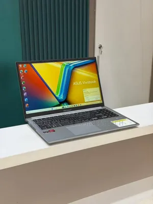 Nouveau Asus VivoBook 15 X540NA 16GB AMD Ryzen 7 SSD 512GB