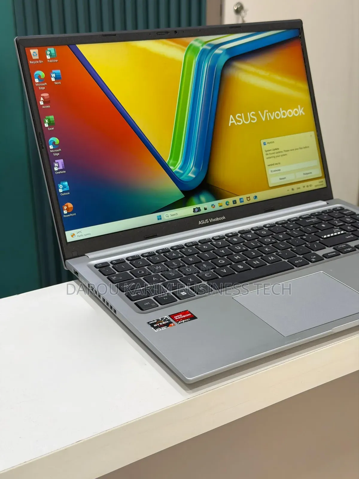 Nouveau Asus VivoBook 15 X540NA 16GB AMD Ryzen 7 SSD 512GB