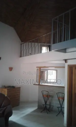 Furnished 2chbre Villa dans Sindia à Louer