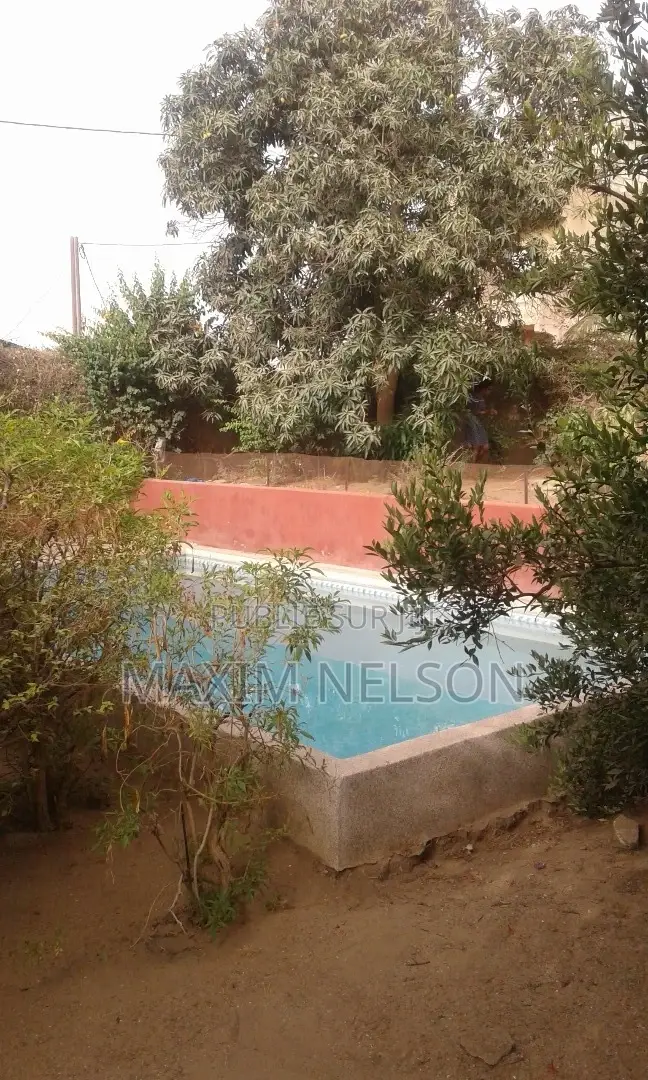Furnished 2chbre Villa dans Sindia à Louer