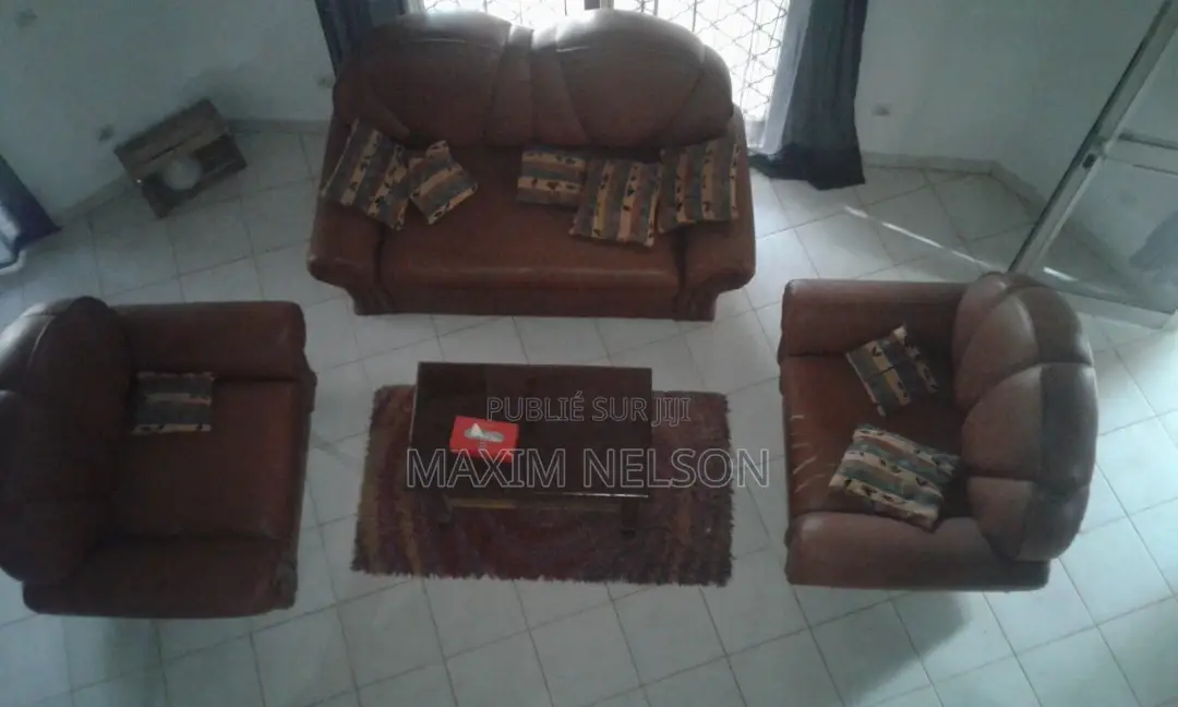 Furnished 2chbre Villa dans Sindia à Louer