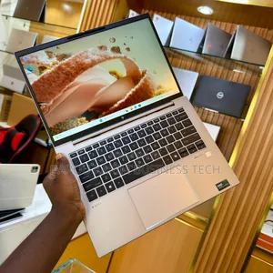 Nouveau HP ZBook 14 32GB Intel Core Ultra 5 SSD 512GB