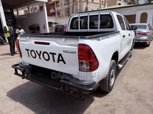 Toyota Hilux 2021 Blanc