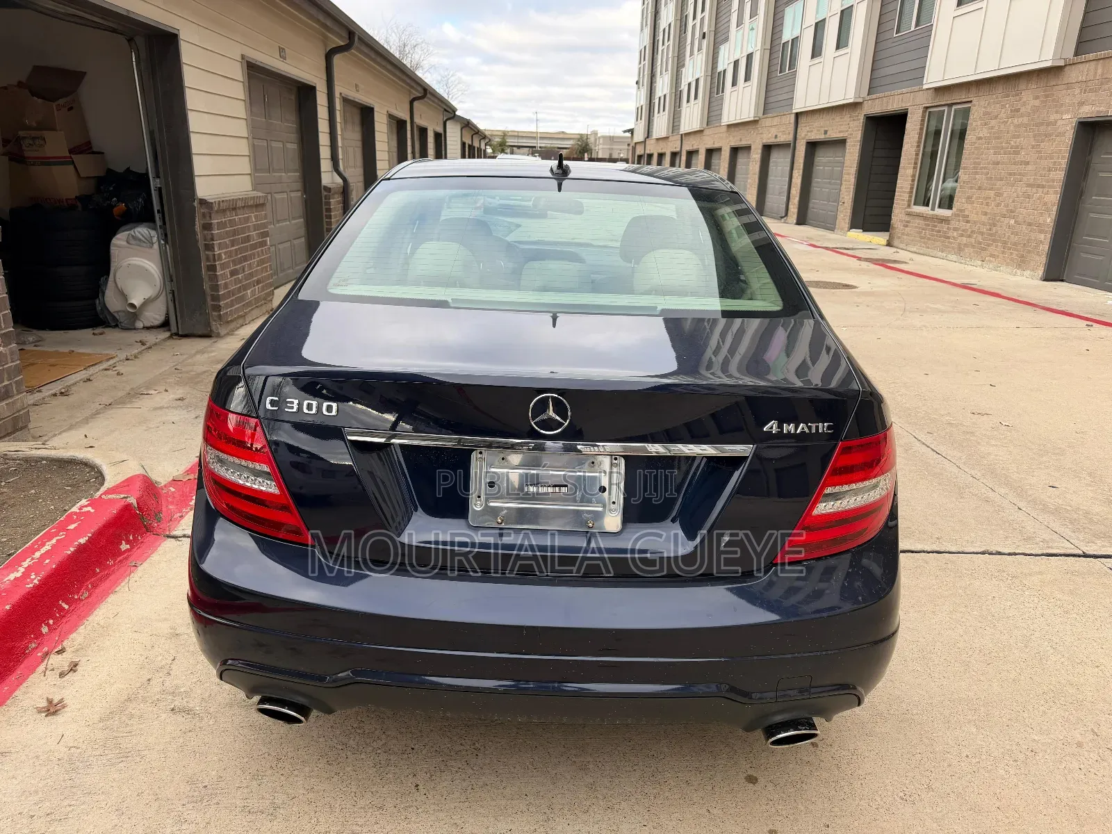 Mercedes-Benz C300 Luxury 4Matic Sedan AWD (3.0L 6cyl 7A) 2012 Bleu