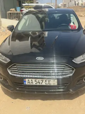 Ford Fusion SE 2013 Noir