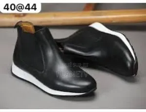 Soulier Cuir Montante by VSPMD