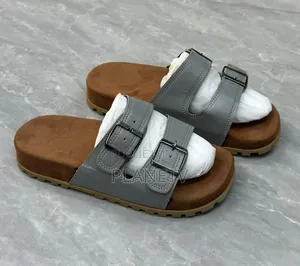 Sandale Disponible TDS